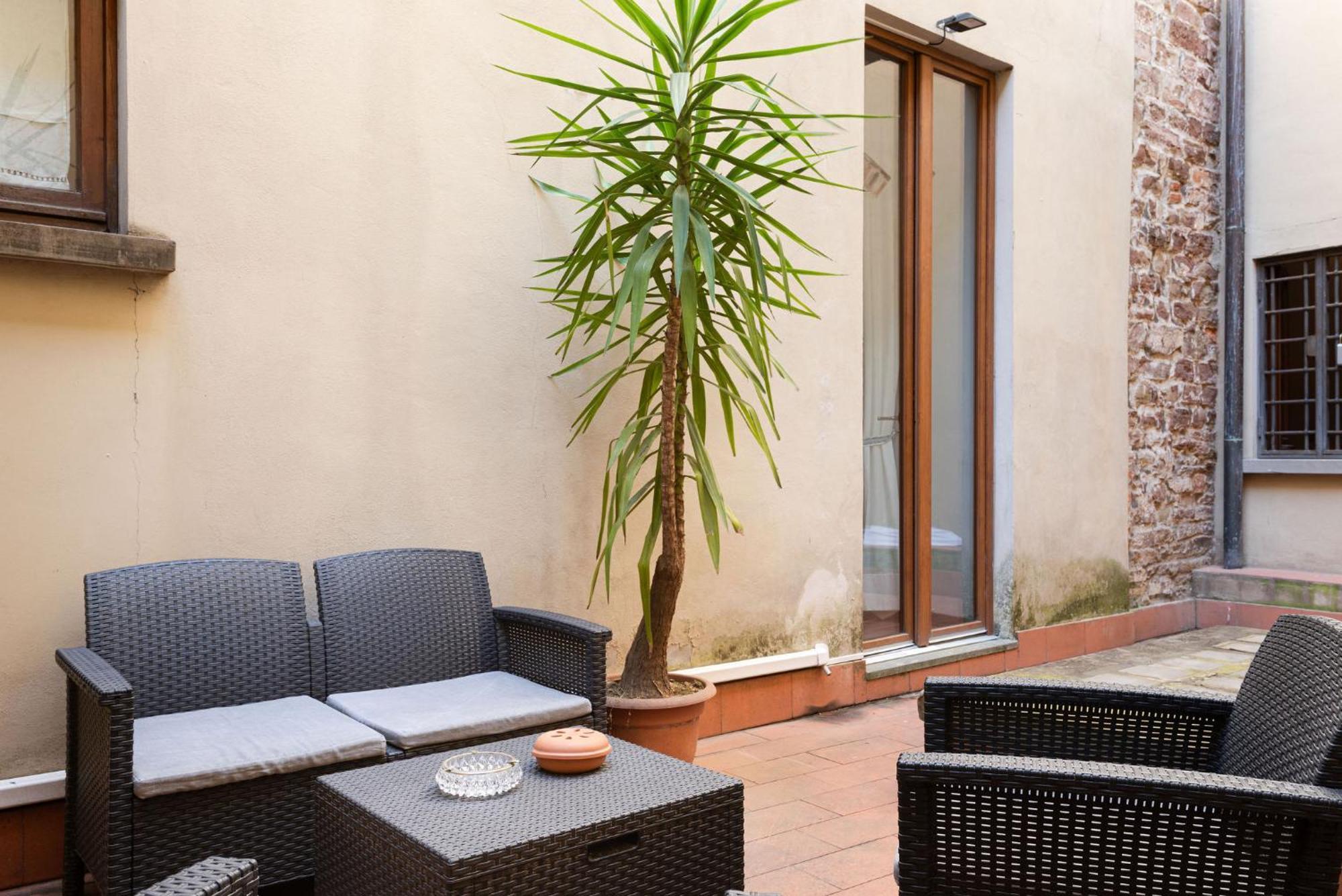 Signoria Apartment With Patio Floransa Dış mekan fotoğraf